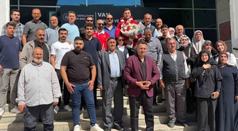 Dünya şampiyonu Furkan Bilici davul zurnayla karşılandı