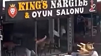 Elazığ Ataşehir'de oyun salonundaki kavgada sandalyeler uçuştu, 1 kişi yaralandı