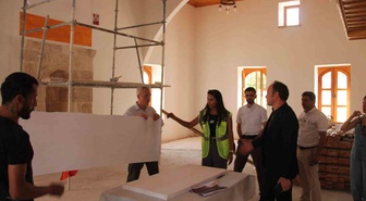 Erzin’de Mustafalı Camisi’nin restorasyon çalışmaları sürüyor