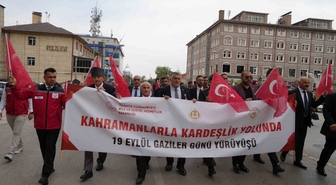 Erzurum’da Gaziler günü dolayısıyla kortej yürüyüşü