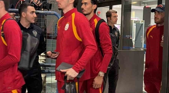 Galatasaray, Trabzonspor maçı için Trabzon'a geldi, 4 isim kafilede yok