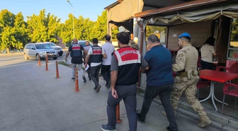 İzmir’de FETÖ’nün güncel yapılanmasına finansman operasyonu: 21 gözaltı