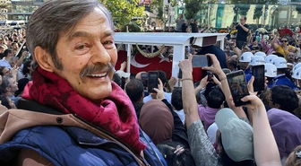 Kadir İnanır'ın yakınları şokta: Bir kravat dahi bırakmamış bize