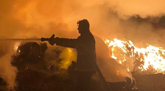 Kırklareli'nde kimyasal atıkların bulunduğu alanda çıkan yangın söndürüldü