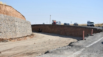 Milletvekili Tatar, Cizre-Silopi yolunda incelemede bulundu