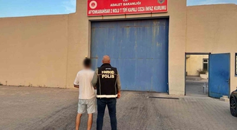 Polis 14 yıl 4 ay hapis cezasıyla aranan şahsı yakaladı