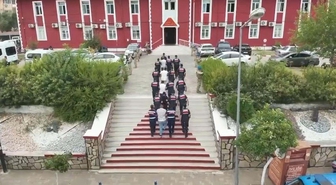 Üreticileri dolandıran şüphelilere 3 ilde operasyon; 6 gözaltı