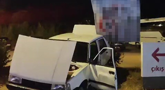Yasak olmasına rağmen ’U’ dönüşü yapmak isteyen alkollü sürücü kaza yaptı