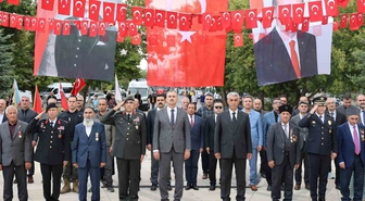 Ağrı’da Gaziler Günü dolayısıyla tören düzenlendi