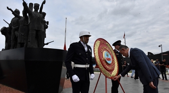 Atatürk'ün Ordu'ya gelişinin 102. yıl dönümünde İlkadım Anıtı'na çelenk sunuldu