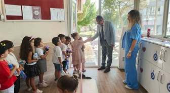 Aydın Kuşadası'nda İlçe Milli Eğitim Müdürü Yapıcı anaokulunu ziyaret etti