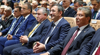 Cevdet Yılmaz KKTC'de Kıbrıs Türk halkını cezalandıranları eleştirdi