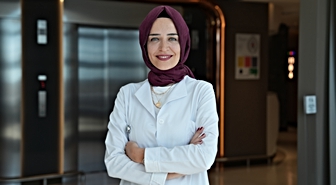 Doç. Dr. Esra Çokiçli, kronik hastaların sonbaharda grip aşısı olmalarını önerdi