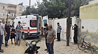 Dilencilik bahanesiyle eve girdiler! Kadını bıçaklayıp 18 altını aldılar