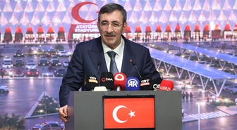 Gençlik ve Spor Bakanı Osman Aşkın Bak, KKTC'de sporda ambargoyu kabul etmiyoruz dedi