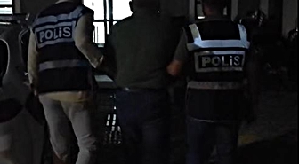 Hatay'da sokak köpeğini av tüfeğiyle vuran şüpheli yakalandı! Evinden tüfek ve 2 kartuş çıktı