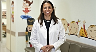 Hematoloji Uzmanı Didem Atay, kemik iliği bağışı ameliyat değil, kan bağışı gibi dedi