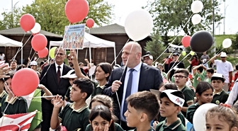İl Milli Eğitim Müdürlüğü Gazze'deki çocuklar için uçurtma etkinliği düzenledi