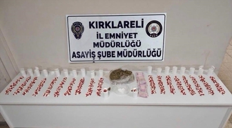 Kırklareli Lüleburgaz'da sırt çantasında 1047 sentetik hap bulunan şüpheli tutuklandı