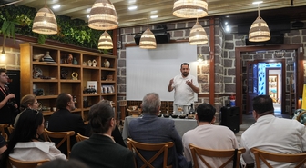 Kültür Yolu Festivali'nde Afrika kahveleri Mehmet Yalçınkaya ev sahipliğinde sunuldu