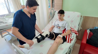 Niğde'de 13 yaşındaki çocukta ön çapraz bağ ameliyatı büyüme plakları korunarak yapıldı