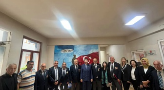 Seda Gören, Bandırma'da STK temsilcileriyle buluşup sorun ve talepleri dinledi