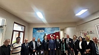 Seda Gören, Bandırma'da STK temsilcileriyle buluşup sorun ve talepleri dinledi
