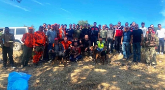 Simav'da tarımsal üretime zarar veren yaban domuzları için sürek avı düzenlendi