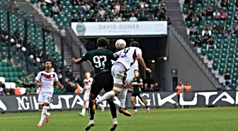 Süper Lig'de Kocaelispor, Gaziantep FK ile ilk yarıda golsüz kaldı