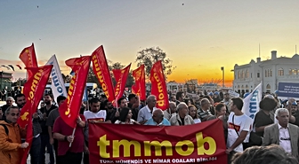 TMMOB İstanbul, Kadıköy'de 19 Eylül Dayanışma Günü'nde diplomalı işsizliği vurguladı