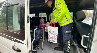 Bilecik'te jandarma il genelinde 15 okul ile 41 okul servis aracını denetledi