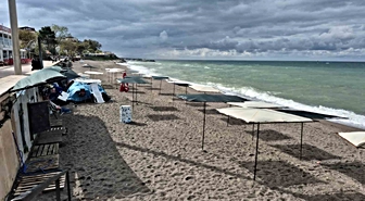 Düzce Akçakoca'da 3 mavi bayraklı plajlar tatil sezonu bitince sessizleşti