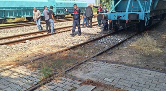 Eskişehir Mihalıççık'ta vagona çıkan çocuk ve babası akıma kapılarak yaralandı