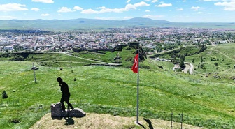 Kars'ta Ağustos'ta 460 konut satıldı, kent bölge illeri arasında ilk sırada yer aldı.