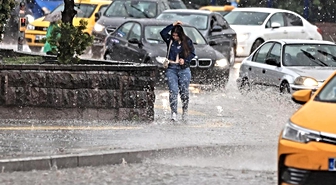 Meteoroloji'den iki ilde kuvvetli yağış uyarısı! Sel, heyelan ve yıldırım
