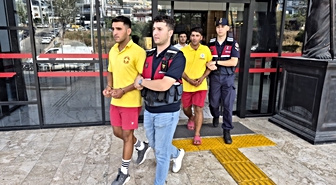 Alanya'da market çalışanının bıçaklanmasında 3 kardeşten 2'si tutuklandı