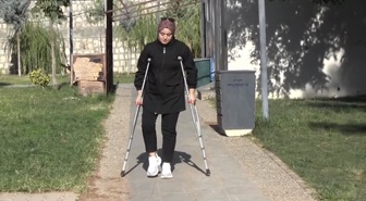 Ameliyat sonrası bacağı dışa dönen Bahar Ulu, 71 bin euroluk cihaza destek bekliyor