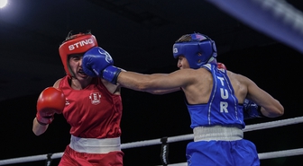 Avrupa Boks Şampiyonası'nda Gizem Özer ve Esra Yıldız Kahraman çeyrek finale yükseldi
