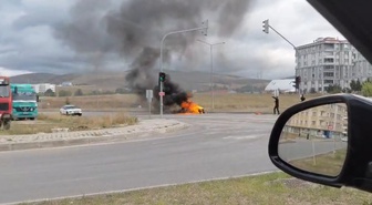 Bayburt'ta kamyonetin kasasındaki jeneratörde çıkan yangını itfaiye söndürdü