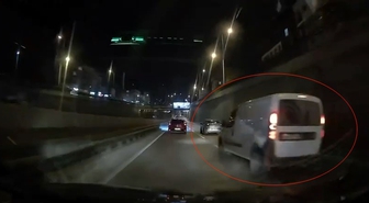Bursa'da makas atan otomobil trafiği tehlikeye attı, emniyet çalışma başlattı