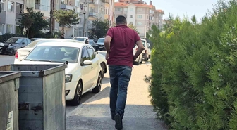 Eskişehir Odunpazarı'nda apartman bahçesindeki yangın büyümeden söndürüldü