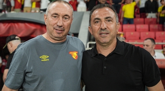 Göztepe, Çaykur Rizespor karşısında ilk yarıyı 1-0 önde tamamladı