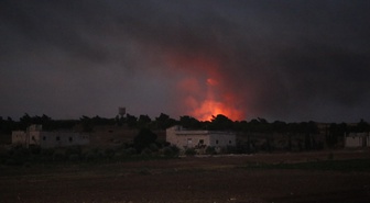 Halep'te el-Hadaba'da Suriye ordusuna ait askeri sahada patlamalarda 4 kişi yaralandı