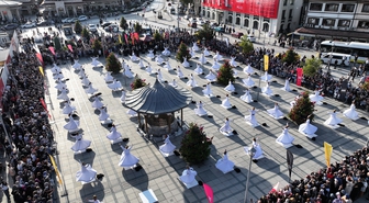 Konya Mistik Müzik Festivali'nin açılışında 99 semazen sema ayini icra etti