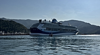 Malta bayraklı Marella Discovery, Muğla'nın Marmaris'ine 1765 turist getirdi