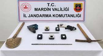 Mardin'de tarihi eser operasyonunda 70 sikke ele geçirildi, 4 şüpheli yakalandı