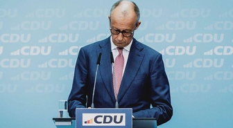 Merz'in kamuoyu desteği yüzde 13'te kaldı, CDU eyaletlerde baraj altında