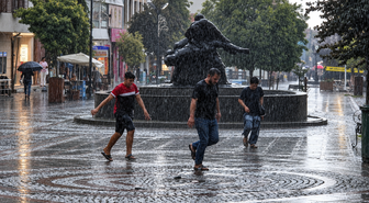 İstanbul dahil 6 ile kuvvetli yağış geliyor! Yarın sabah başlayıp...