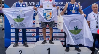 Muğla AFAD personeli baba ve oğlu, Triathle'de Portekiz Dünya Kupası'na katılacak