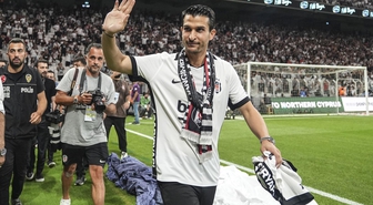 Necip Uysal yeni kariyeri için ilk girişimini yaptı